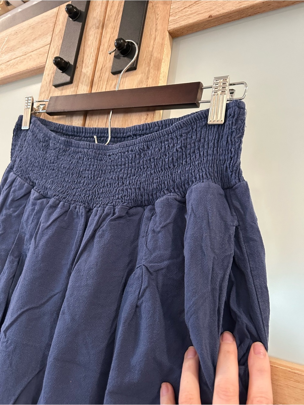 blue wide leg linen pants